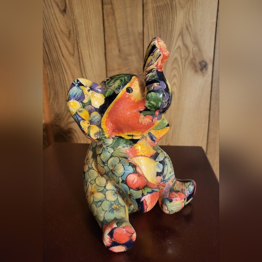 VTG LA VIE Fruit & Flower Collage Elephant Figurine